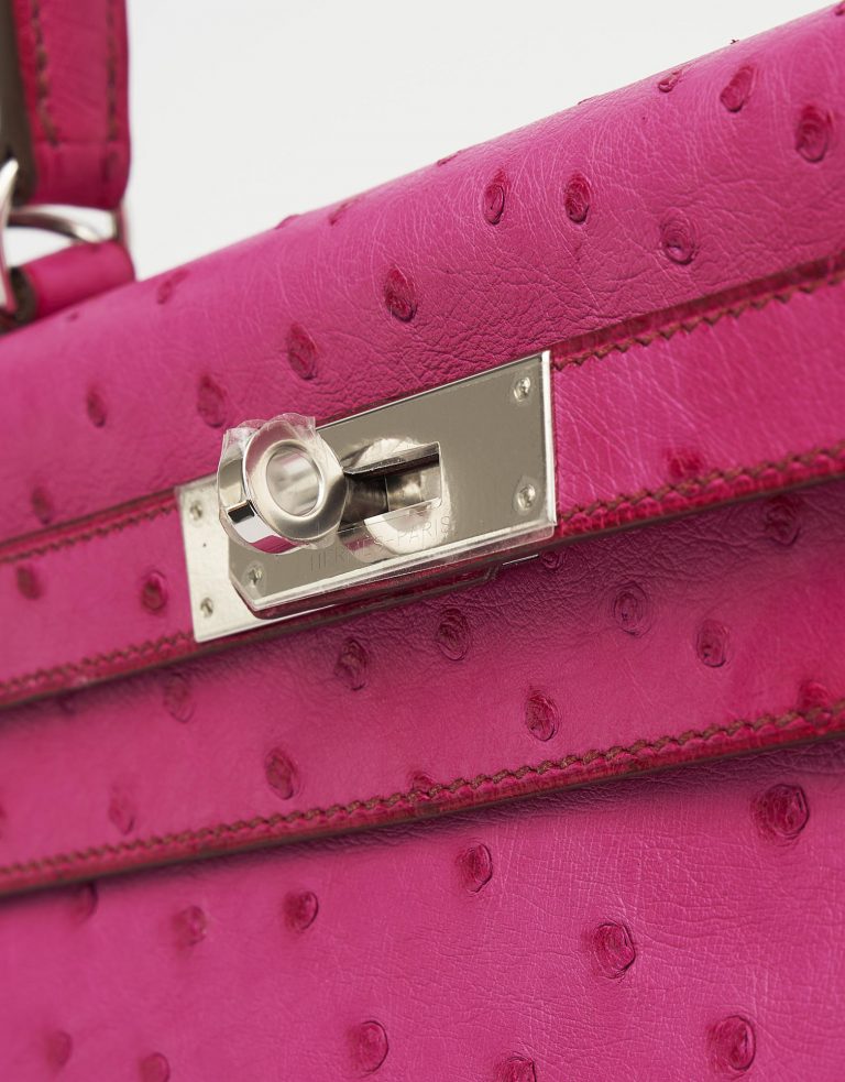 Hermès Kelly 28 Ostrich Fuchsia Logo