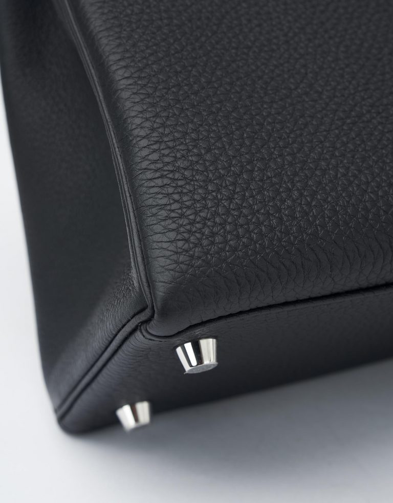Hermès Kelly 28 Togo Black Saclàb Luxury Vintage CORNERS