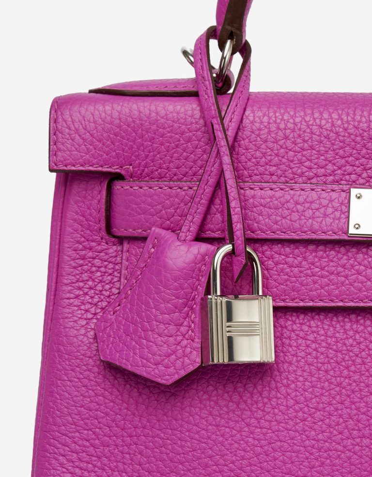 Hermès Kelly 28 Togo Magnolia consignment designer handbags saclab
