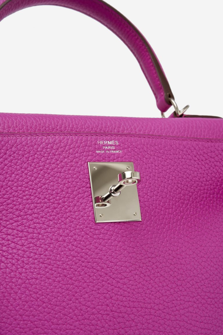 Hermès Kelly 28 Togo Magnolia consignment designer handbags saclab