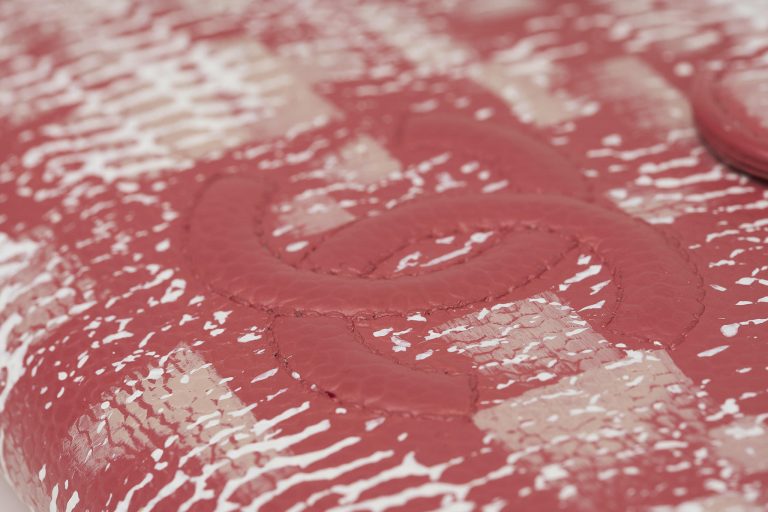 Customised Chanel Timeless CC Wallet Caviar Saclàb Pattern Detail
