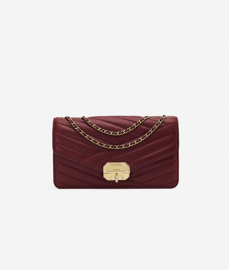 Gabrielle Flap Bag Medium Lambskin Bordeaux Handbag