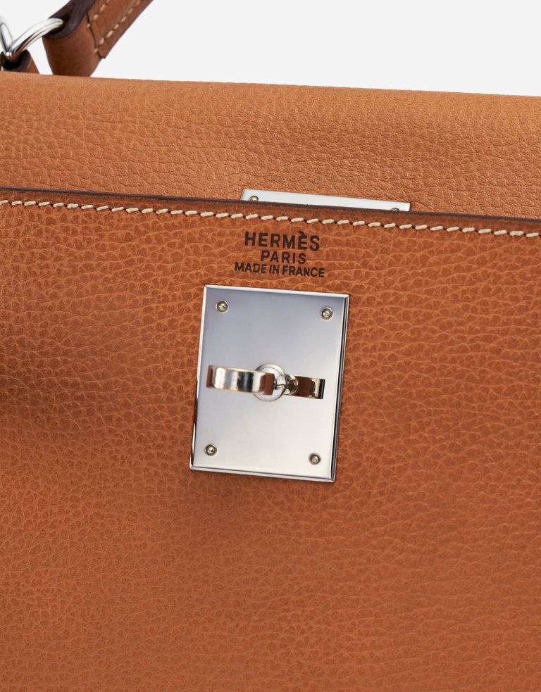 Hermès Kelly 32 Natural Pre-Loved Luxury Handbag
