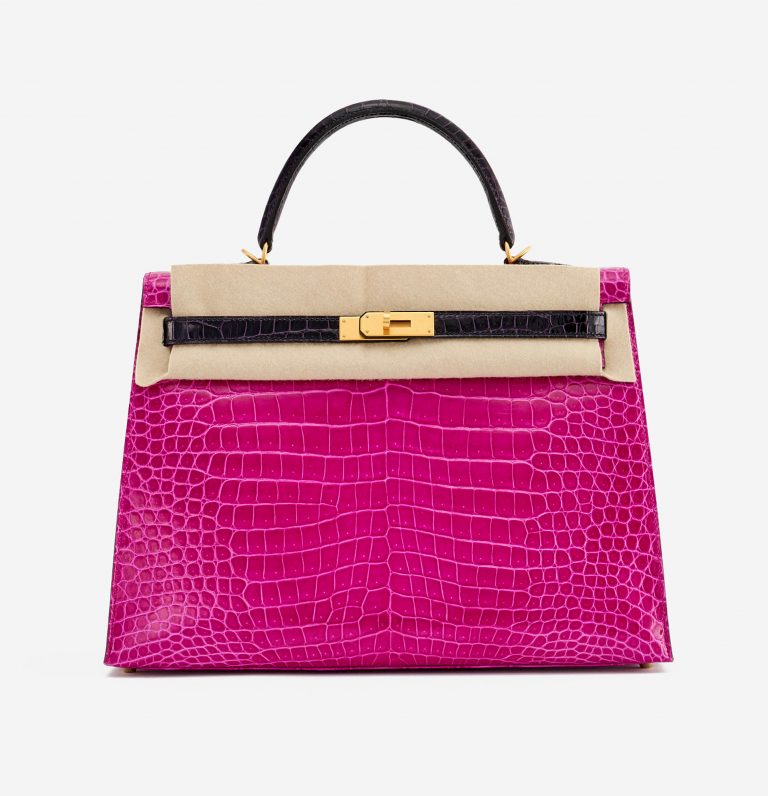 Frontside with felt of a pre-loved Hermès Kelly 35 HSS Crocodile Porosus Rose Scheherazade / Aubergine on SACLÀB