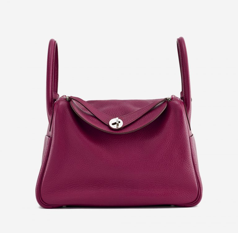 Frontside of a pre-loved Hermès Lindy 30 Taurillon Clemence Rubis on SACLÀB