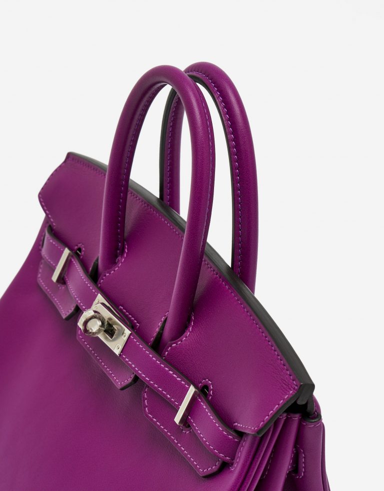 Handles of a pre-loved Hermès Birkin 25 Swift Anemone on SACLÀB
