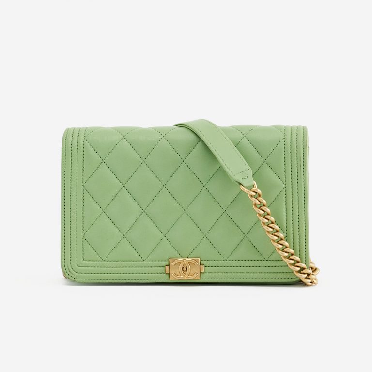 Frontside of a pre-loved Chanel Boy Wallet on Chain Lambskin in Light Green on SACLÀB