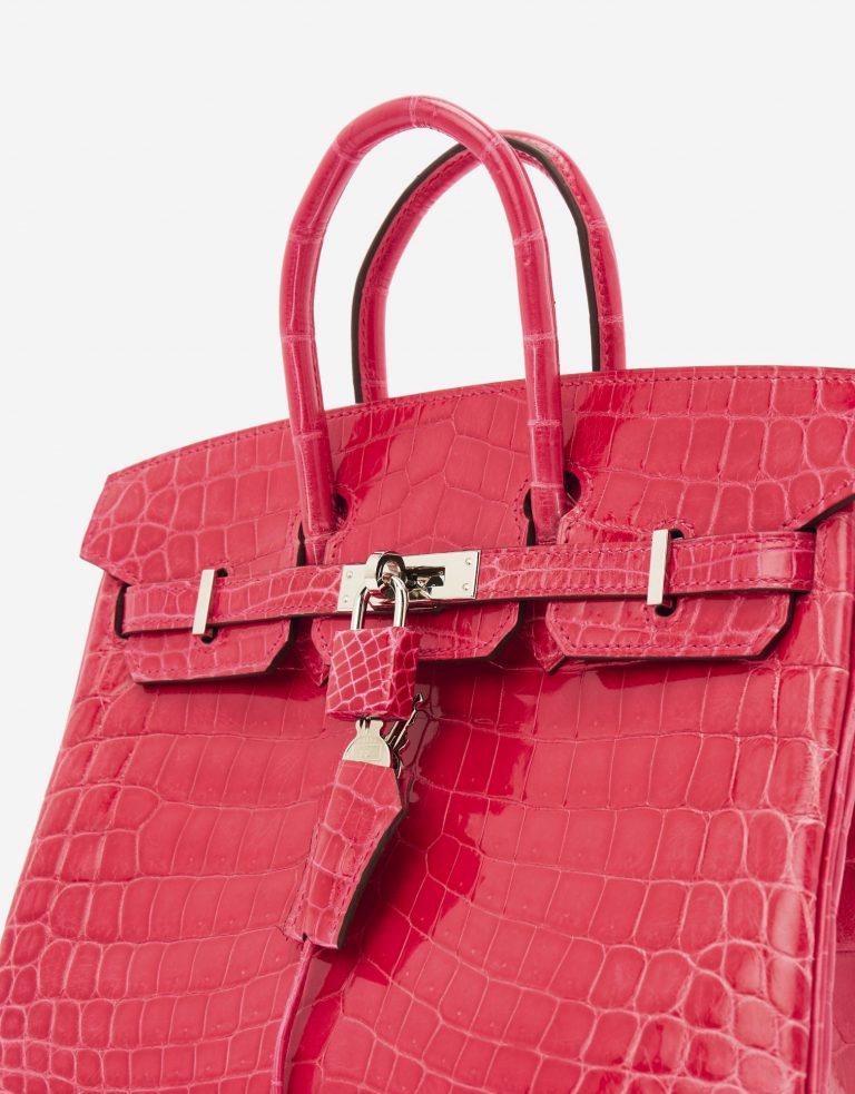 A pre-loved Hermès Birkin 25 Niloticus Crocodile Lisse Rose Extreme on SACLÀB