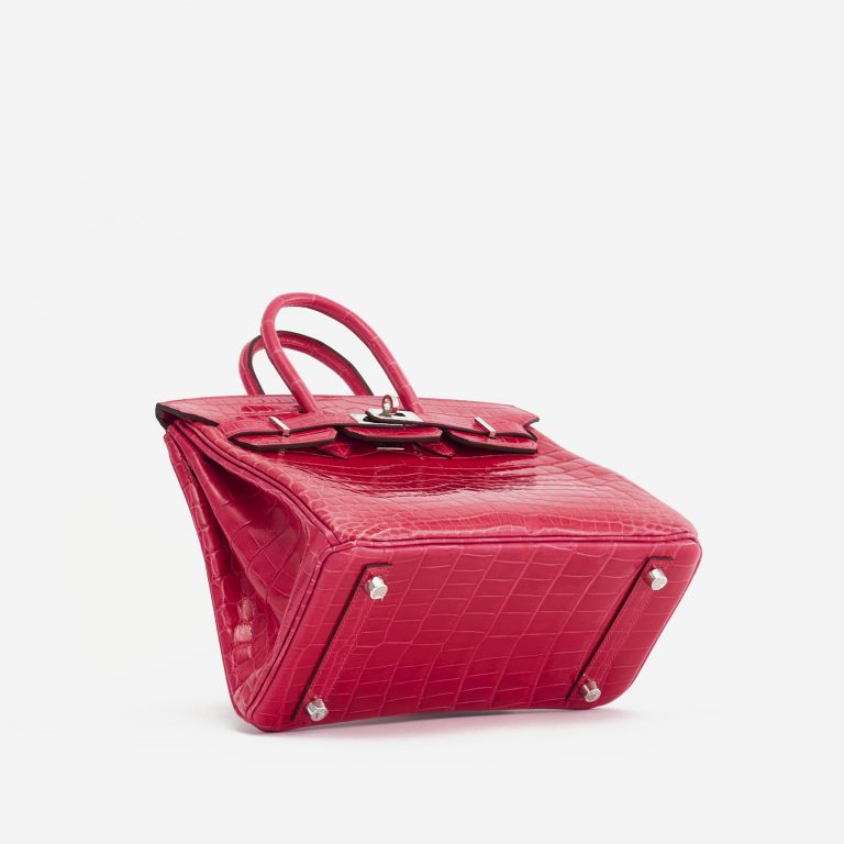 A pre-loved Hermès Birkin 25 Niloticus Crocodile Lisse Rose Extreme on SACLÀB