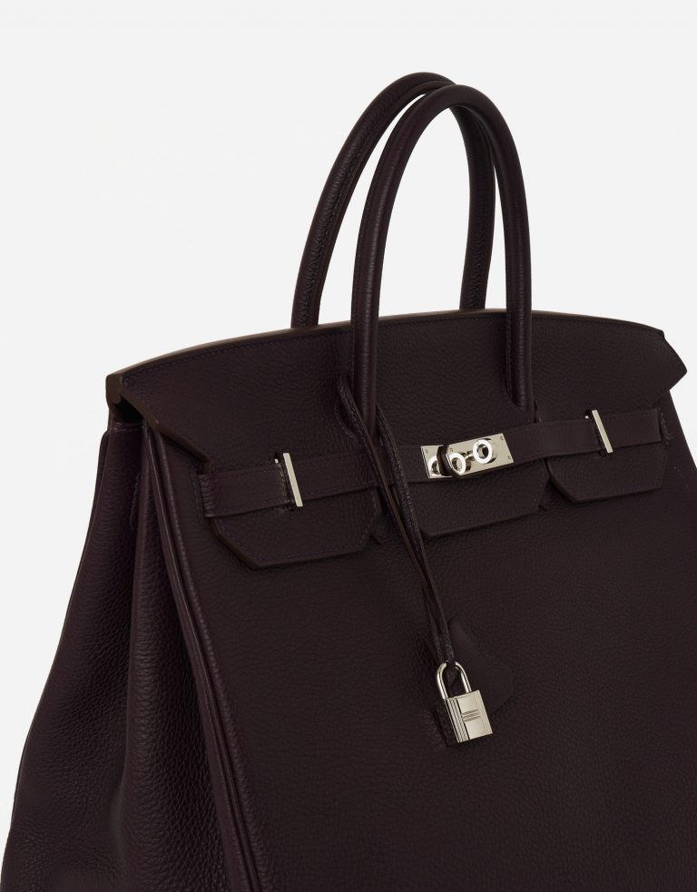 A pre-loved Hermès Birkin 40 Clemence Raisin on SACLÀB