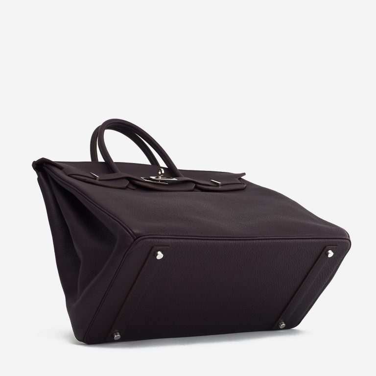 A pre-loved Hermès Birkin 40 Clemence Raisin on SACLÀB