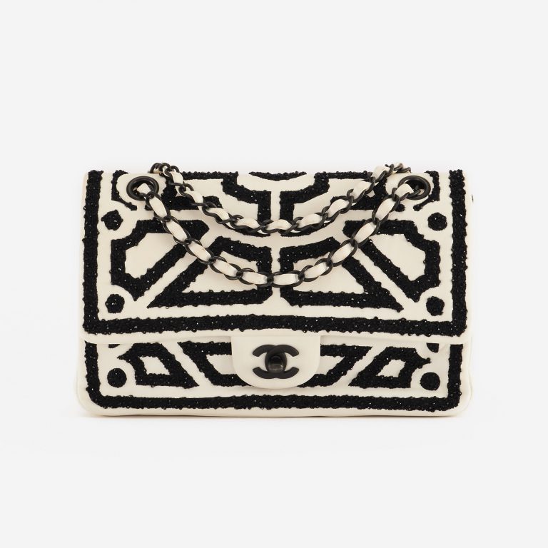 Chanel Timeless Medium Lamb White/Black