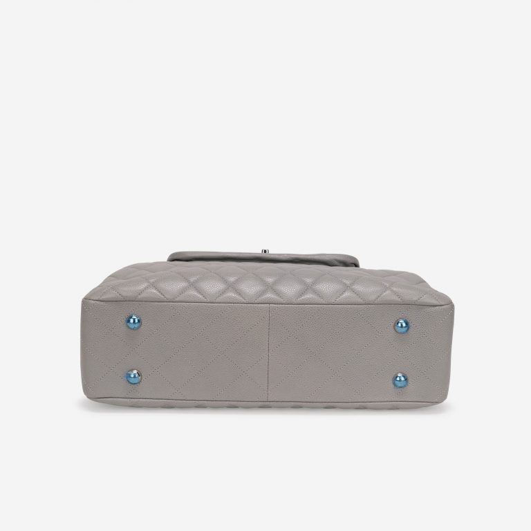 Pre-owned Chanel bag Timeless Shopper Caviar Grey | Sell your designer bag on Saclab.com