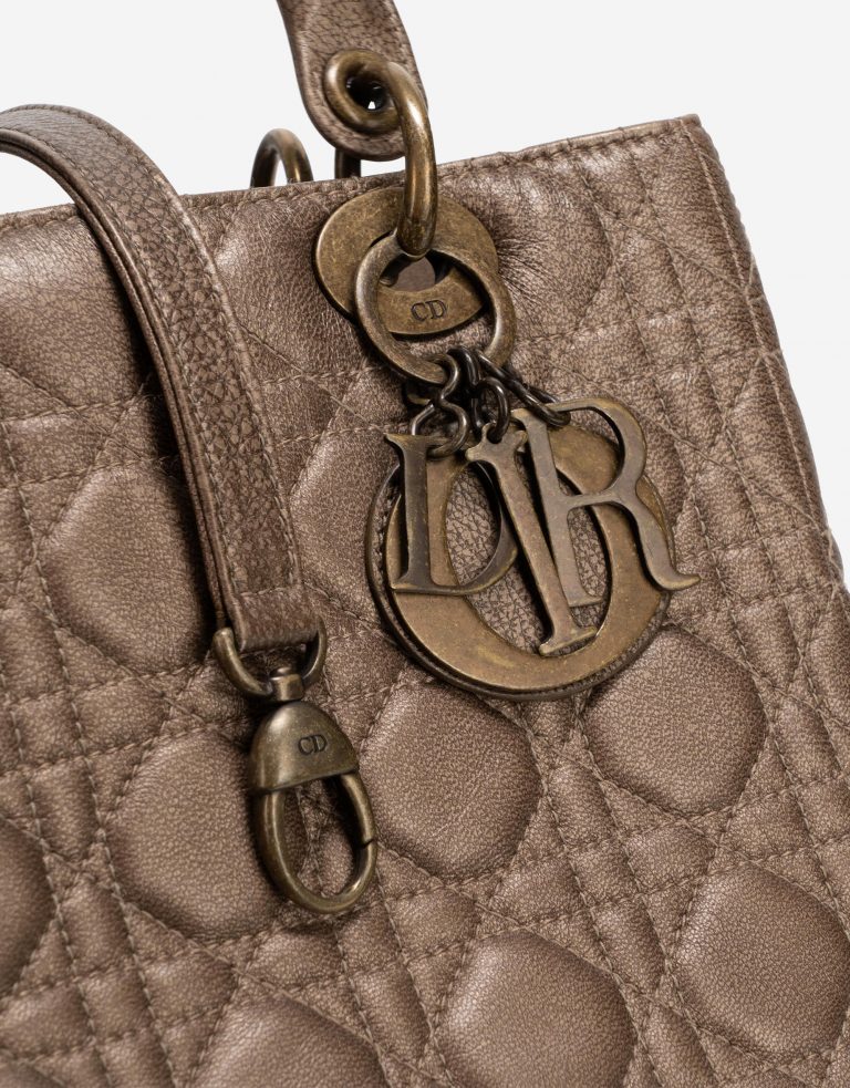 Pre-owned Dior bag Lady Medium Lamb Gold Gold | Sell your designer bag on Saclab.com