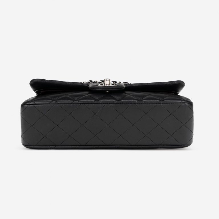 Pre-owned Chanel bag Timeless Medium Lamb Black Black | Sell your designer bag on Saclab.com
