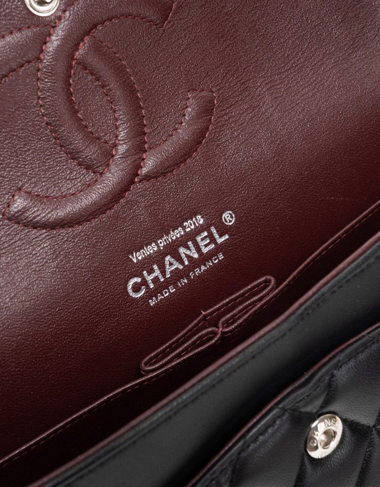 Pre-owned Chanel bag Timeless Medium Lamb Black Black | Sell your designer bag on Saclab.com