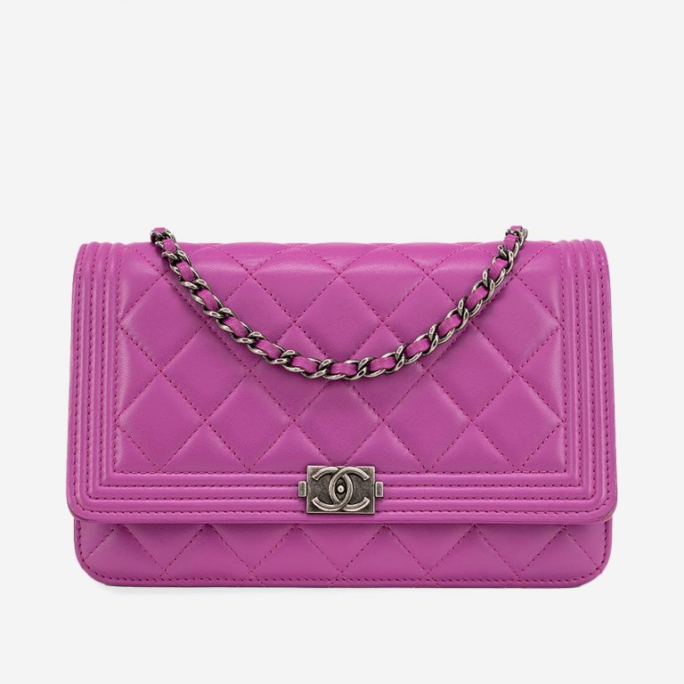 Pre-owned Chanel bag Boy WOC Lamb Pink Pink | Sell your designer bag on Saclab.com