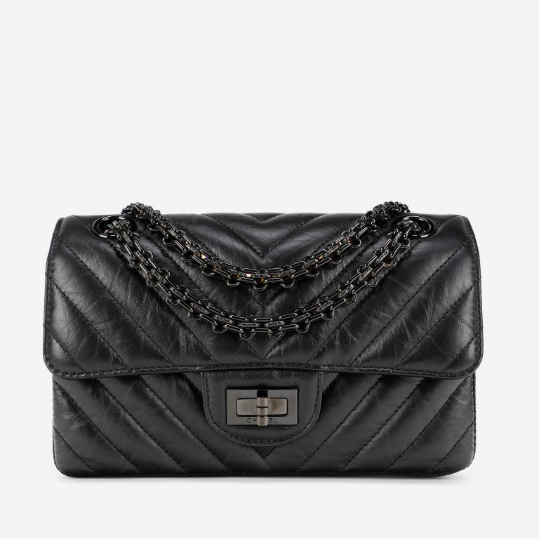 Chanel 2.55 Mini Rectangular So Black Chevron Lamb Front