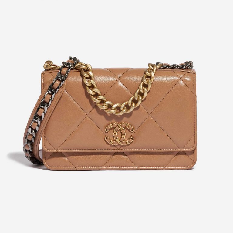 Chanel 19 WOC Lamb Brown