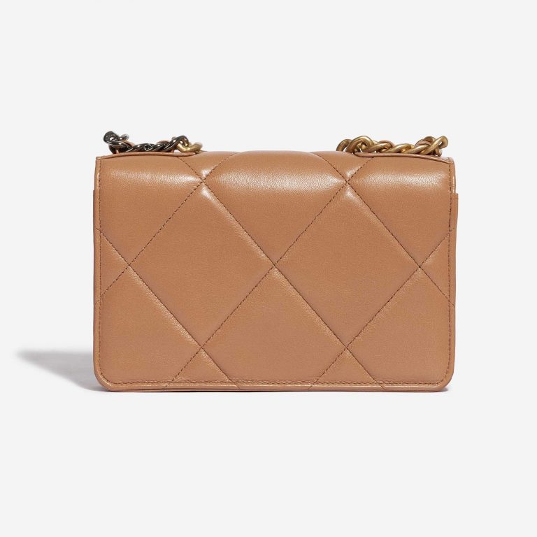 Chanel 19 WOC Lamb Brown