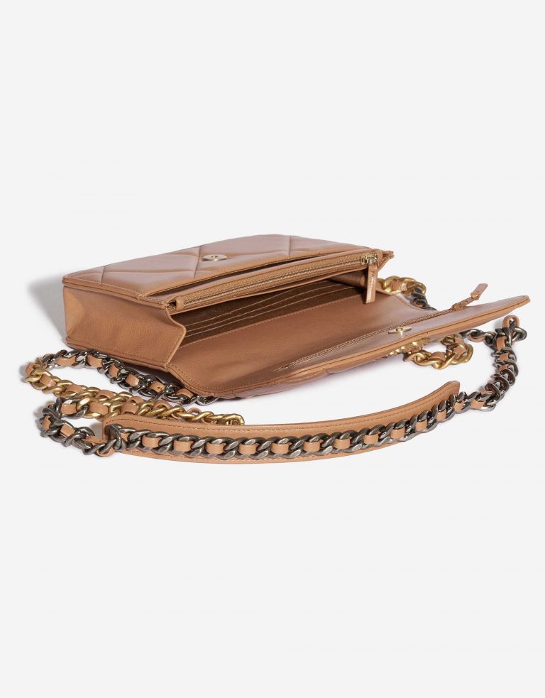 Chanel 19 WOC Lamb Brown