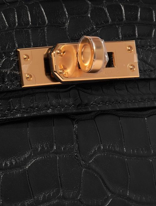 Pre-owned Hermès bag Kelly Mini Matte Alligator Black Black Closing System | Sell your designer bag on Saclab.com