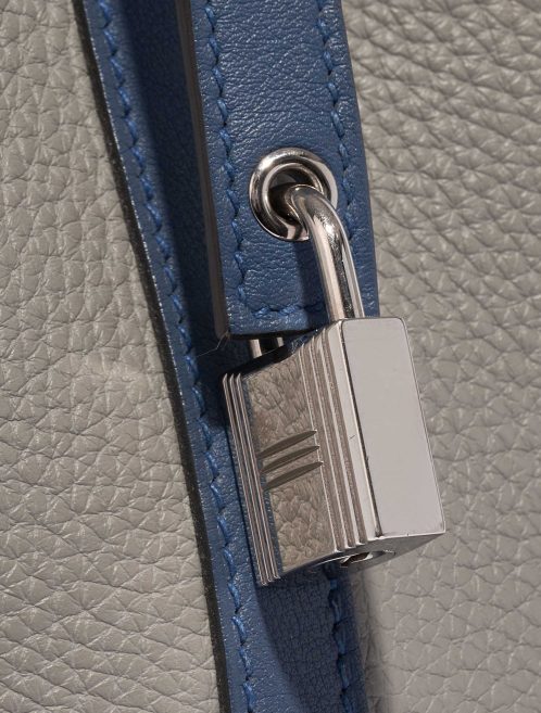 Pre-owned Hermès bag Picotin 18 Clemence / Swift Gris Mouette / Blue Agate Blue Closing System | Sell your designer bag on Saclab.com