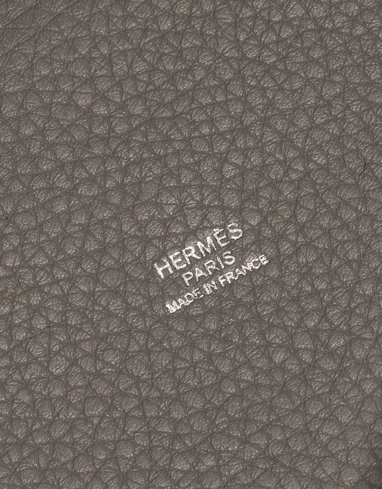 Pre-owned Hermès bag Picotin 18 Clemence / Swift Gris Mouette / Blue Agate Blue Logo | Sell your designer bag on Saclab.com