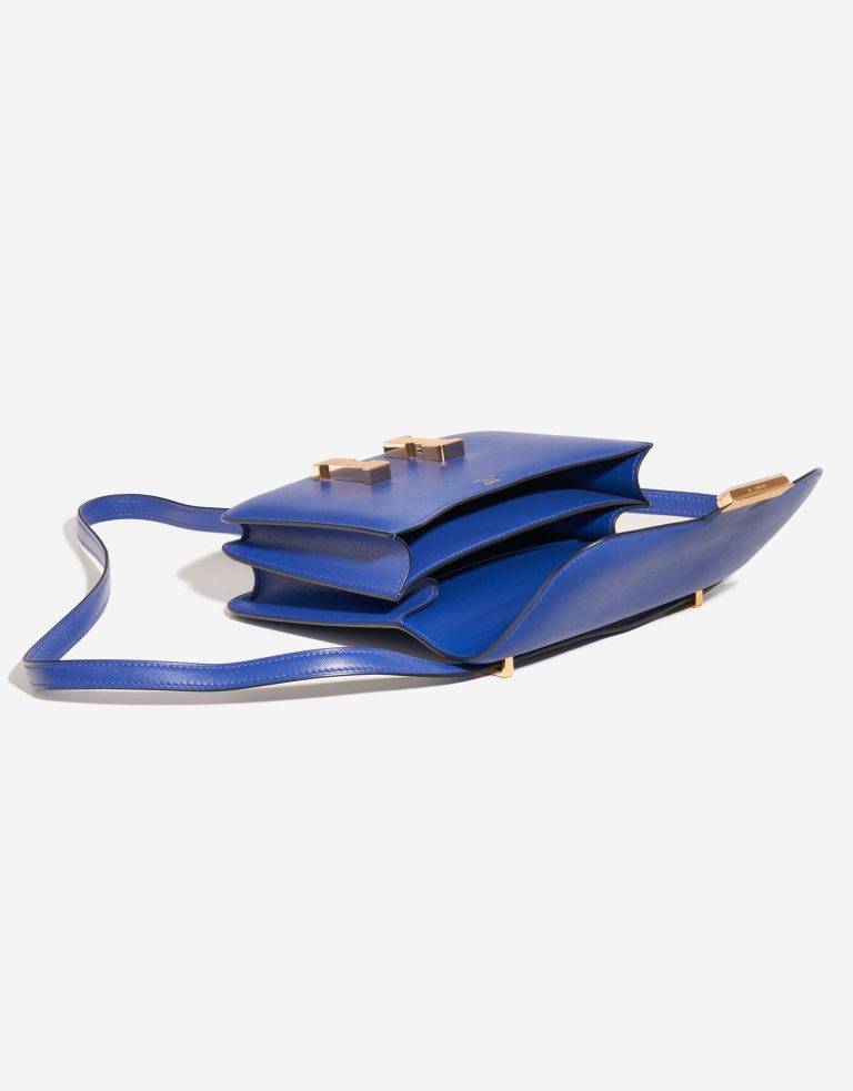 Pre-owned Hermès bag Constance 18 Tadelakt Bleu Electrique Blue Inside | Sell your designer bag on Saclab.com