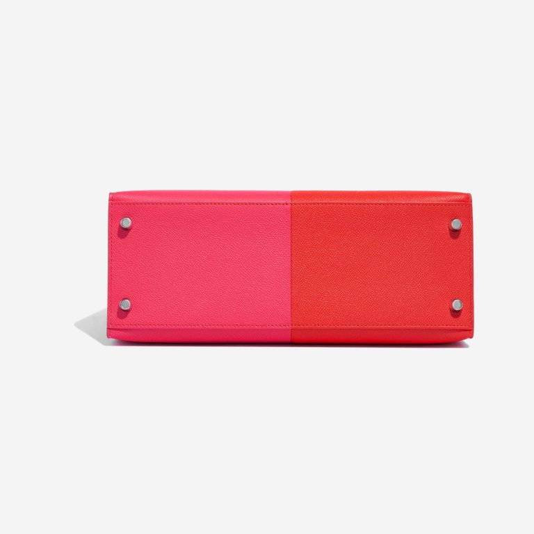 Pre-owned Hermès bag Kelly 28 Epsom Rose Extreme / Rouge de Coeur / Blue Zanzibar Rose Bottom | Sell your designer bag on Saclab.com