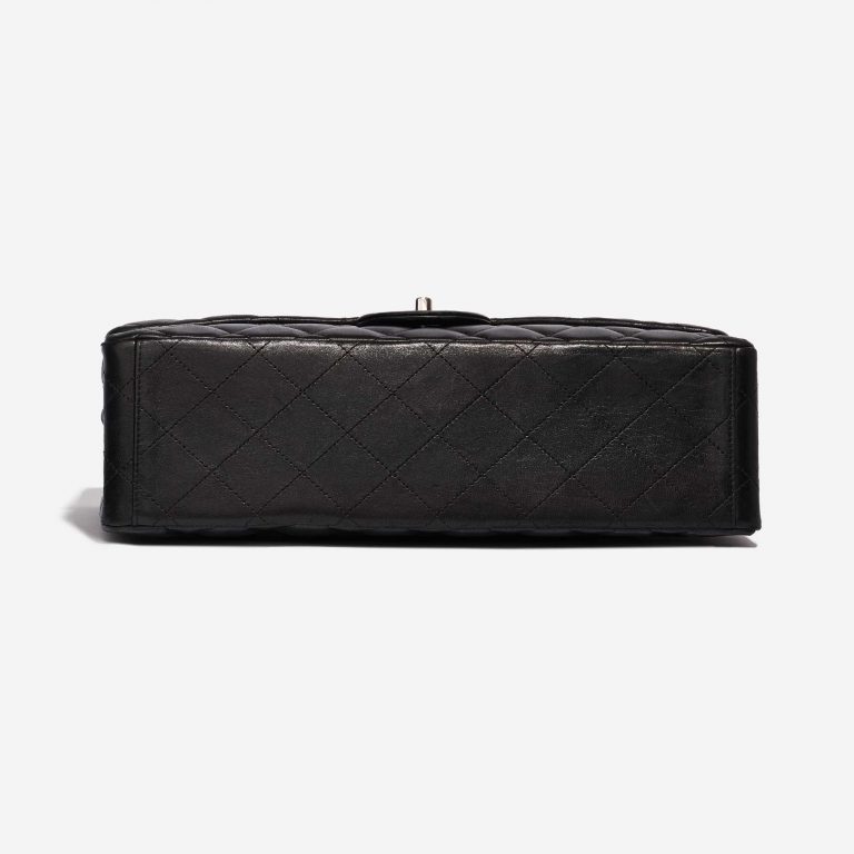 Pre-owned Chanel bag Timeless Jumbo Lamb Black Black Bottom | Sell your designer bag on Saclab.com
