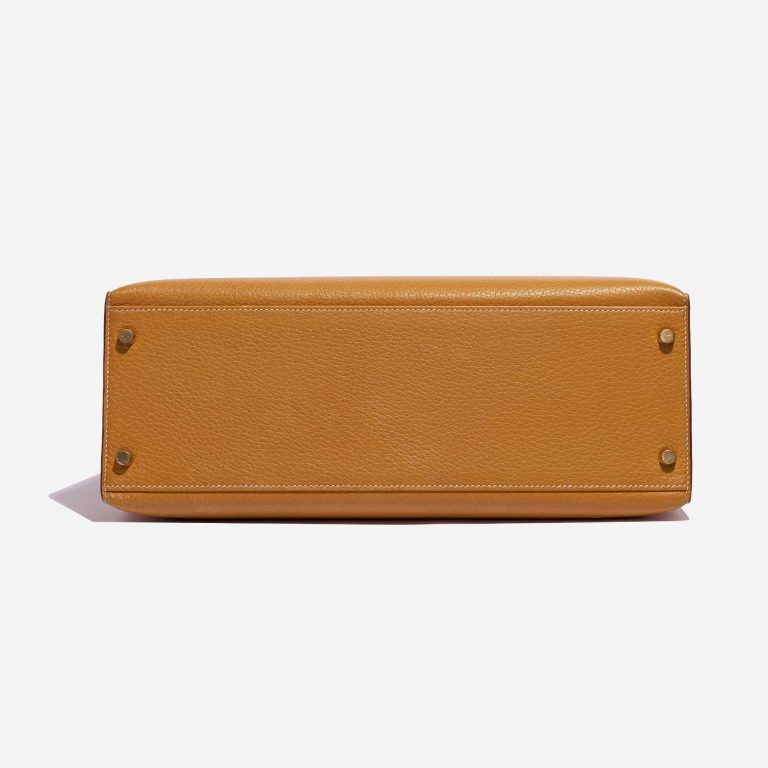 Pre-owned Hermès bag Kelly 35 Ardennes Moutarde Yellow Bottom | Sell your designer bag on Saclab.com