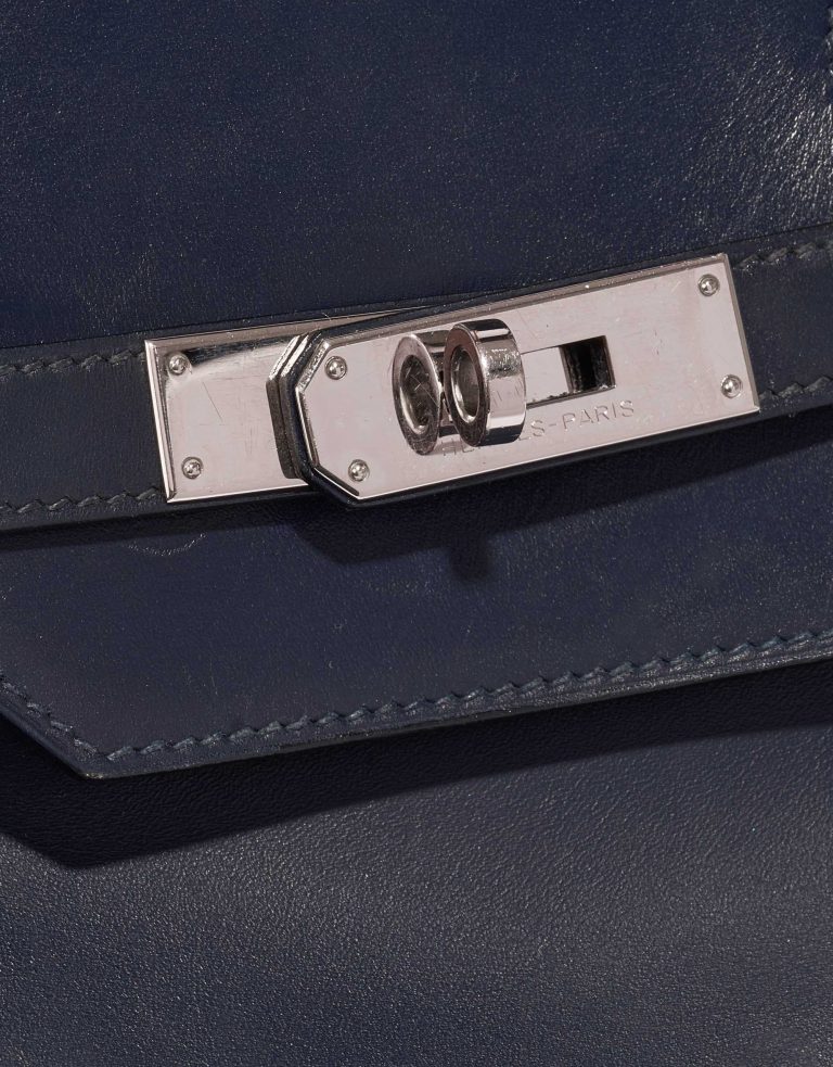 Pre-owned Hermès bag Birkin 40 Swift Blue Royale Blue Closing System | Sell your designer bag on Saclab.com