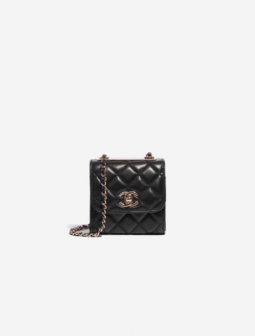 Pre-owned Chanel bag Clutch with Chain Lamb Black Black Front | Sell your designer bag on Saclab.com