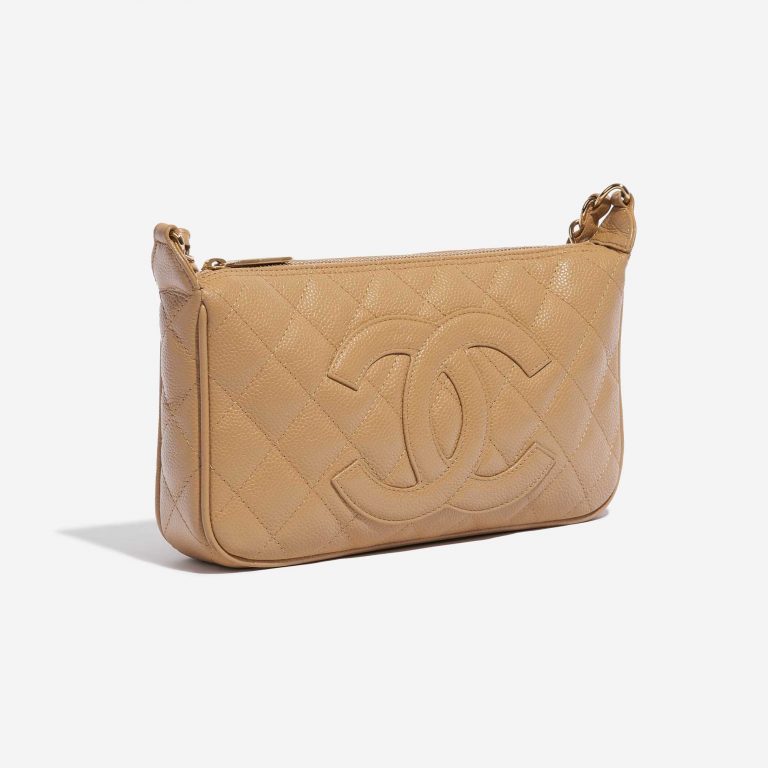 Pre-owned Chanel bag Vintage Crossbody Caviar Beige Beige Side Front | Sell your designer bag on Saclab.com