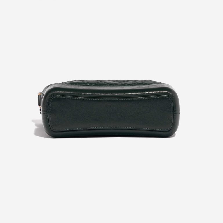 Pre-owned Chanel bag Gabrielle Large Aged Calf Green Black Bottom | Sell your designer bag on Saclab.com
