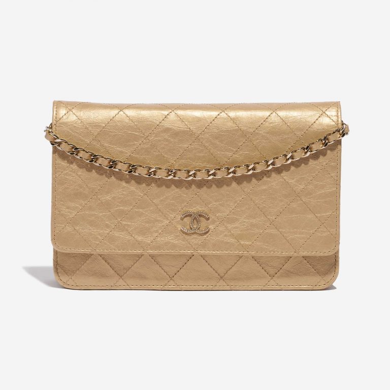 Pre-owned Chanel bag WOC Lamb Gold Gold Front | Sell your designer bag on Saclab.com