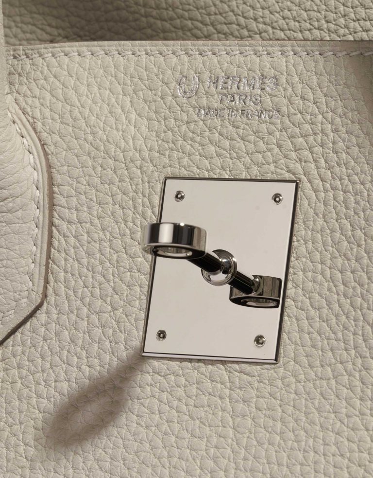 Pre-owned Hermès bag Birkin 30 HSS Togo Craie / Blue Glacier Beige Logo | Sell your designer bag on Saclab.com