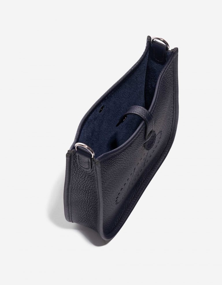 Pre-owned Hermès bag Evelyne 16 Clemence Blue Nuit / Blue Indigo Blue Inside | Sell your designer bag on Saclab.com