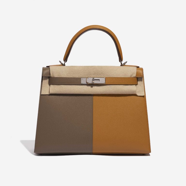 Pre-owned Hermès bag Kelly 28 Epsom Etoupe / Sesame / Blue Indigo Brown Front Velt | Sell your designer bag on Saclab.com