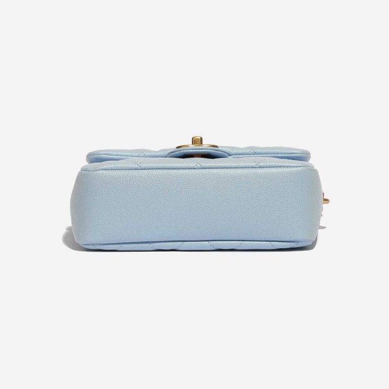 Pre-owned Chanel bag Timeless 21K Caviar Blue Blue Bottom | Sell your designer bag on Saclab.com