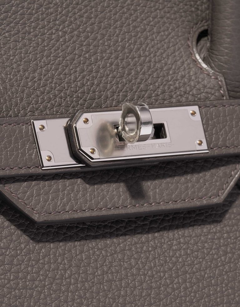 Pre-owned Hermès bag Birkin 30 Togo Gris Étain Closing System | Sell your designer bag on Saclab.com