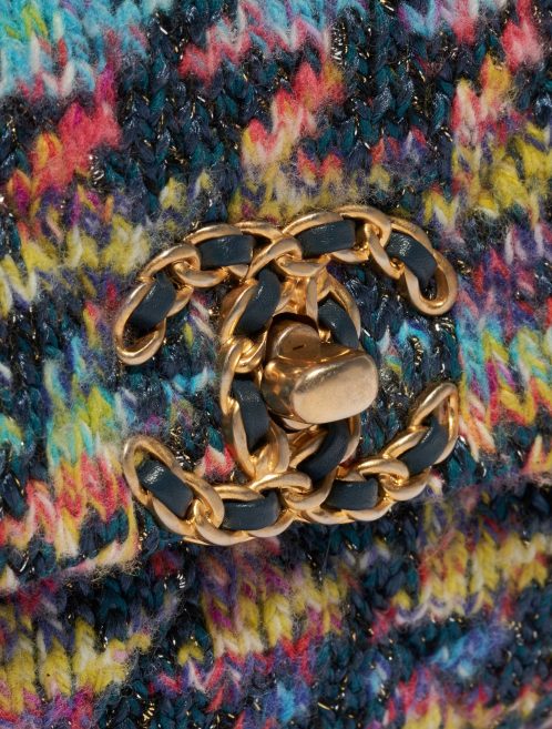 Pre-owned Chanel bag 19 Flap Bag Tweed Multicolour Multicolour Closing System | Sell your designer bag on Saclab.com
