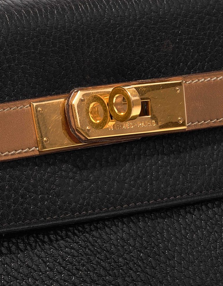 Pre-owned Hermès bag Kelly 32 Ardennes / Barenia Black / Gold Black Closing System | Sell your designer bag on Saclab.com