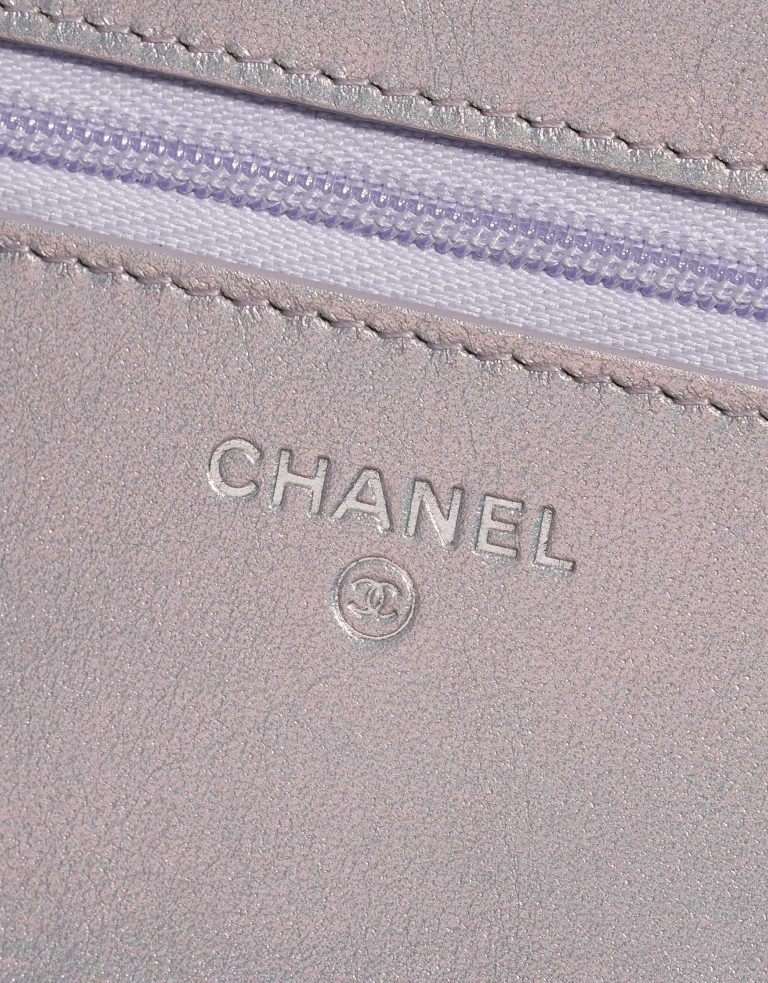 Pre-owned Chanel bag Timeless WOC Lamb Silver Iridescent Silver Logo | Sell your designer bag on Saclab.com