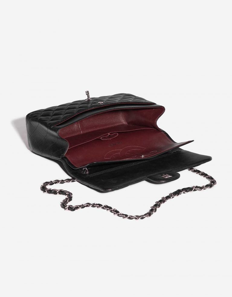 Pre-owned Chanel bag Timeless Jumbo Lamb Black Black Inside | Sell your designer bag on Saclab.com