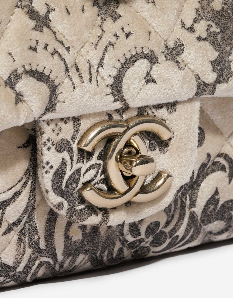 Pre-owned Chanel bag Timeless Medium Velvet Silver / Copper / Grey Grey, Silver Closing System | Sell your designer bag on Saclab.com