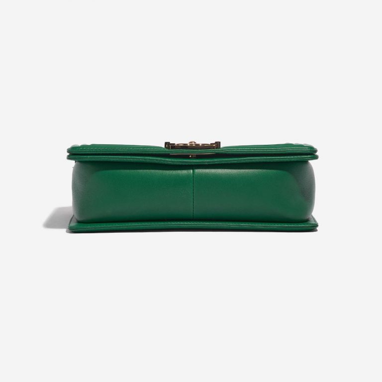 Pre-owned Chanel bag Boy Old Medium Lamb Green Green Bottom | Sell your designer bag on Saclab.com