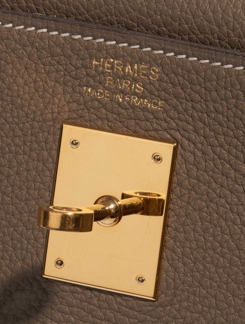Pre-owned Hermès bag Kelly 35 Togo Etoupe Brown Logo | Sell your designer bag on Saclab.com