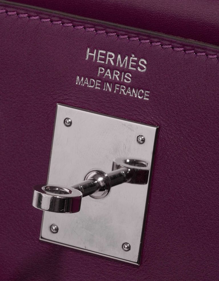 Pre-owned Hermès bag Kelly 35 Swift Anemone Violet Detail | Sell your designer bag on Saclab.com